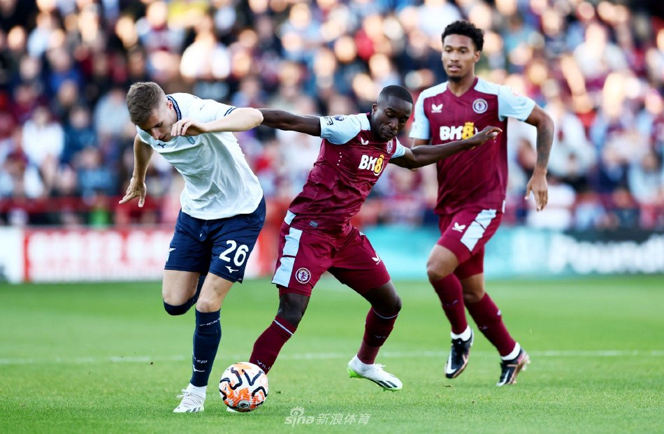 腿筋撕裂的 腿筋撕裂的