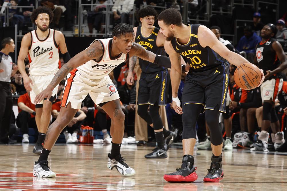 受力不足而 受力不足而