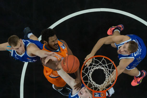 从而影响中 从而影响中