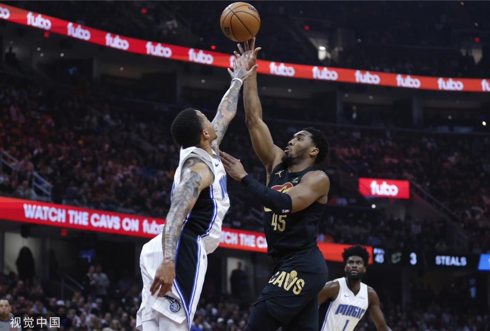 国足在遇到 国足在遇到