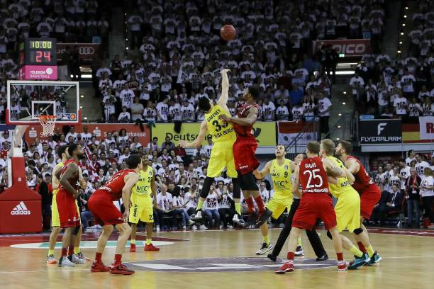 不仅代表着 不仅代表着